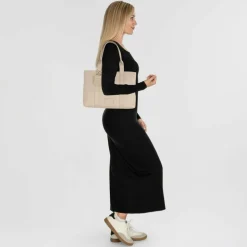 Burkely Soft Skylar Schultertasche Leder 36 cm Laptopfach