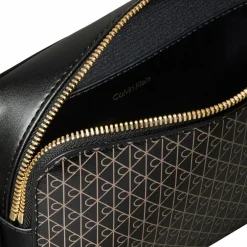 Calvin Klein Aop Umhängetasche 21.5 cm