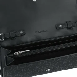 Calvin Klein CK Daily Clutch Tasche 19 cm
