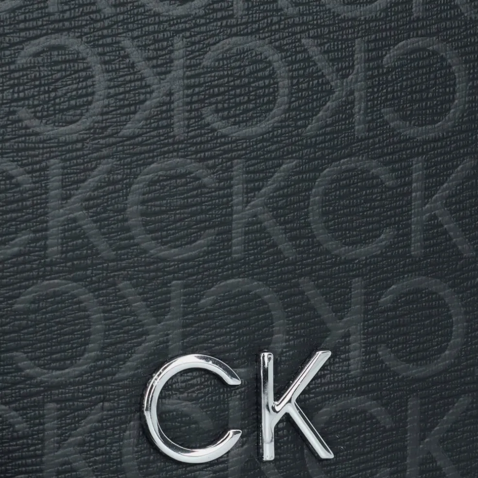 Calvin Klein CK Daily Umhängetasche 23.5 cm