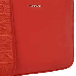 Calvin Klein CK Mixmedia Umhängetasche 22 cm