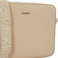 Calvin Klein CK Mixmedia Umhängetasche 22 cm