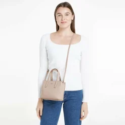 Calvin Klein CK Must Handtasche 20 cm