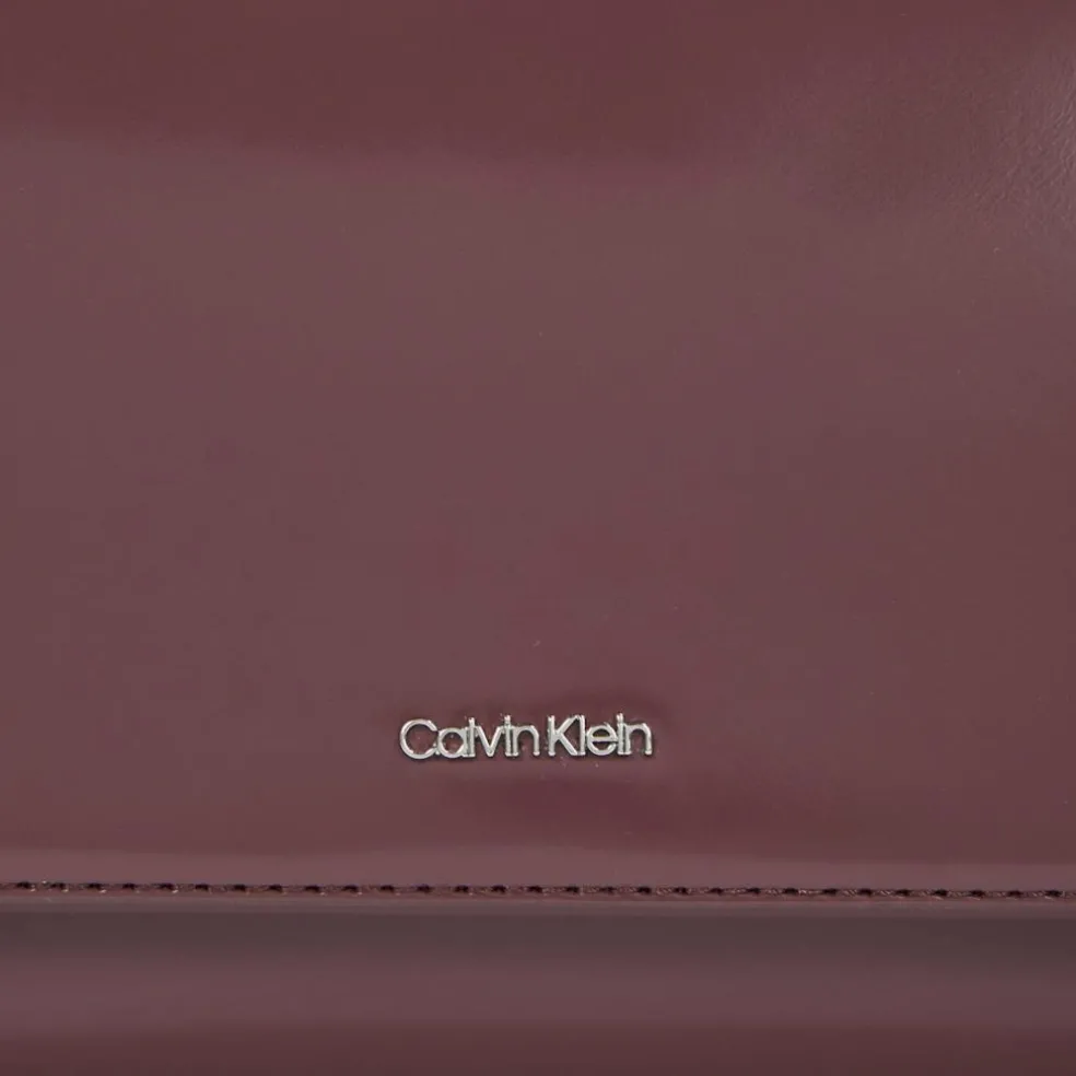 Calvin Klein CK Must Schultertasche 27 cm