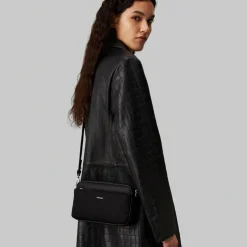 Calvin Klein CK Must Schultertasche 21.5 cm