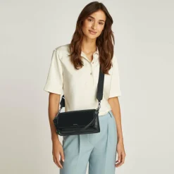 Calvin Klein CK Must Schultertasche 28 cm