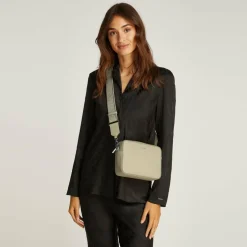 Calvin Klein CK Must Umhängetasche 21.5 cm