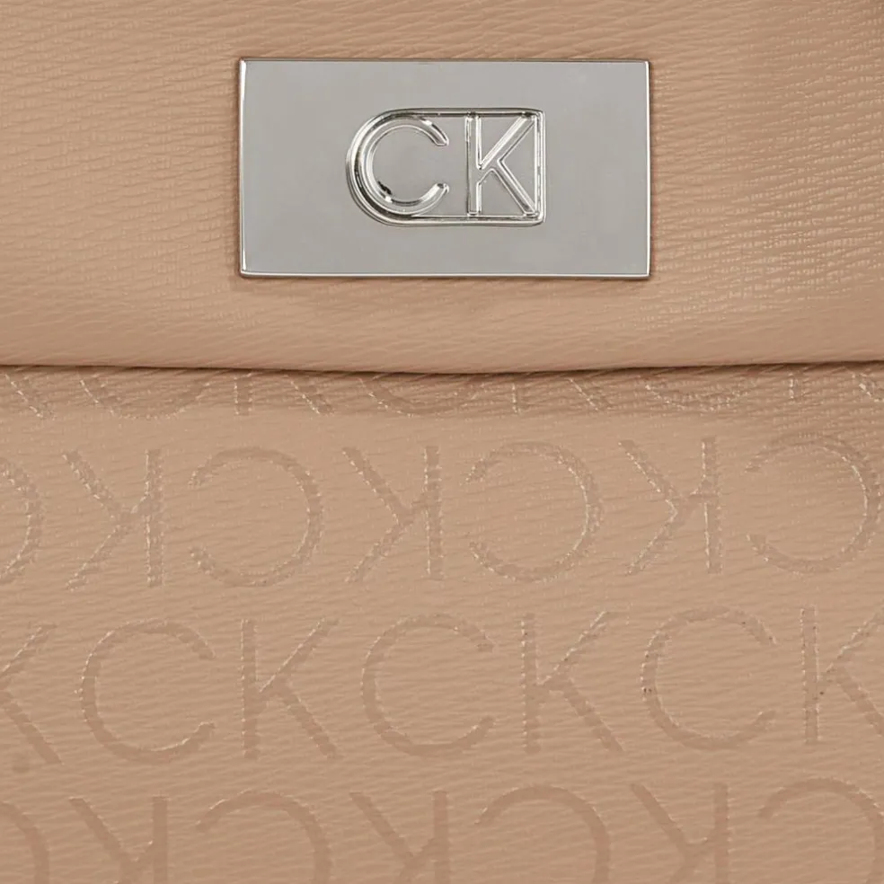 Calvin Klein CK Push Schultertasche 28 cm