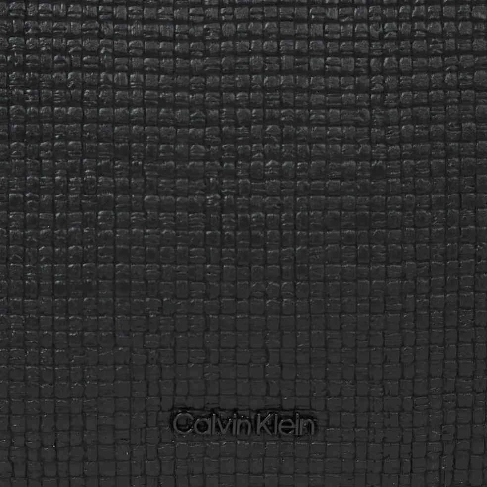 Calvin Klein CK Refine Braid Schultertasche 28 cm