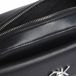 Calvin Klein CK Re-Lock Schultertasche 22 cm