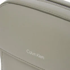 Calvin Klein CK Sleek Umhängetasche 16.5 cm