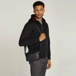 Calvin Klein Jeans Monogram Soft Umhängetasche 24 cm