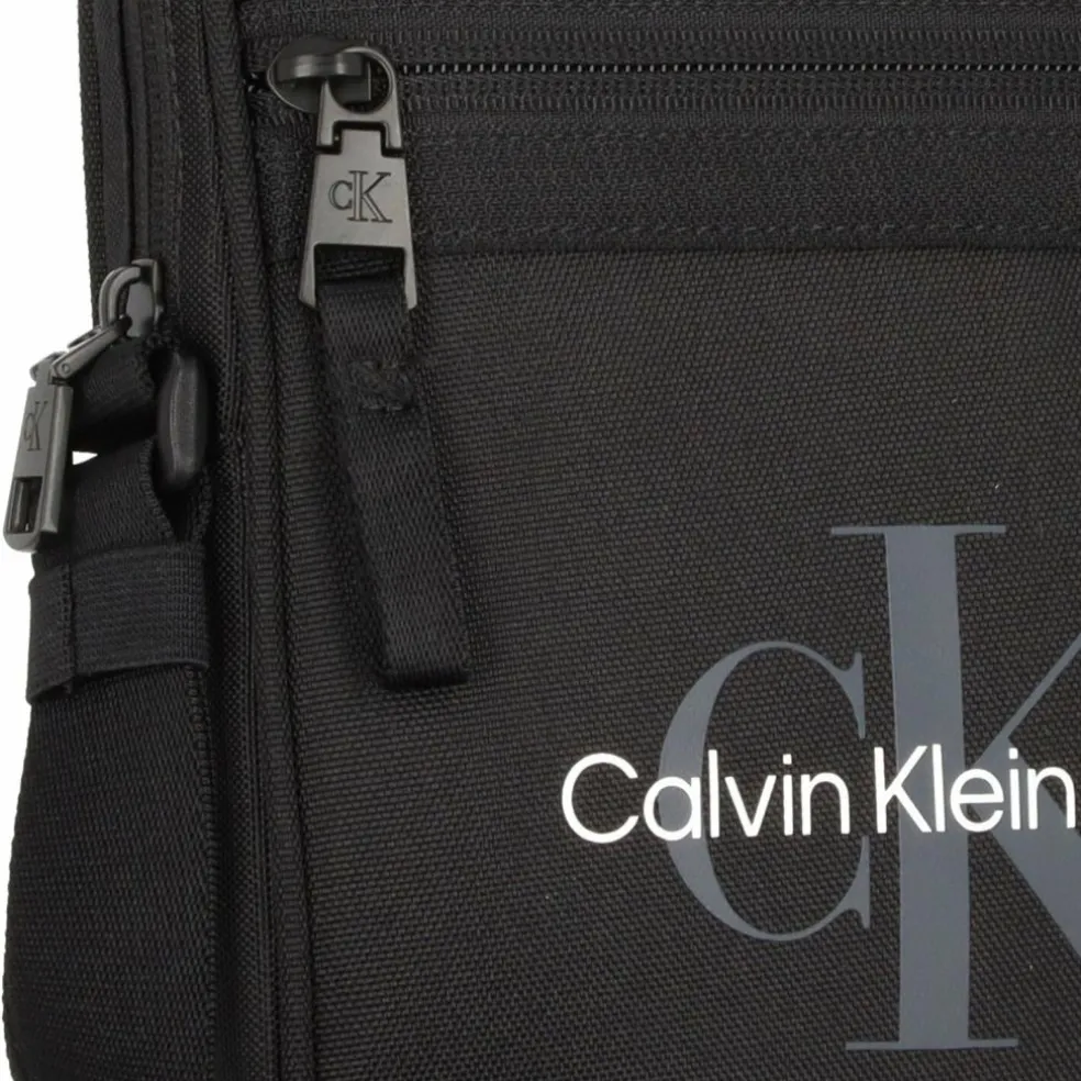 Calvin Klein Jeans Sport Essentials Umhängetasche 21 cm