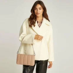 Calvin Klein Line Quilt Schultertasche 28 cm