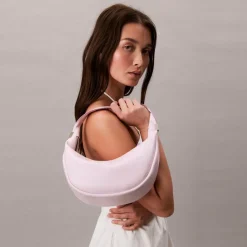 Calvin Klein Pinched Schultertasche 24 cm