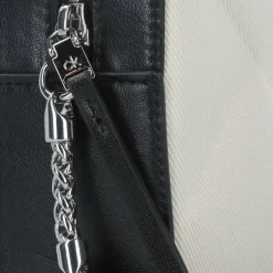 Calvin Klein Quilt Umhängetasche 23 cm