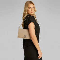 Calvin Klein Re-Lock Schultertasche 26 cm