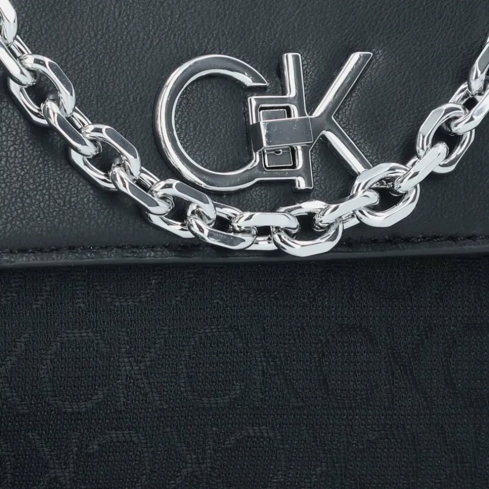 Calvin Klein Re-Lock Umhängetasche 21 cm