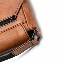 Farmhood Memphis Umhängetasche Leder 22 cm