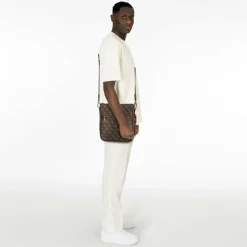 Guess Milano Umhängetasche 22 cm