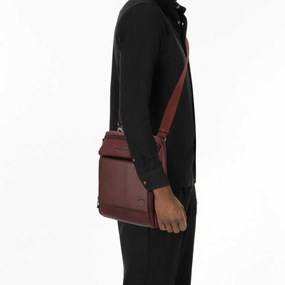 Piquadro Philip Umhängetasche Leder 27 cm