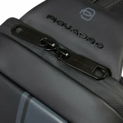 Piquadro Piquadro x Ducati Umhängetasche 32 cm