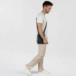 Piquadro Urban Umhängetasche Leder 17 cm