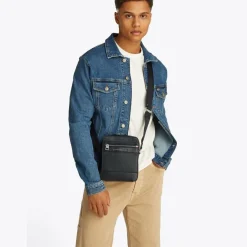 Tommy Hilfiger TH Central Mini Bag Umhängetasche 16 cm