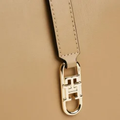 Tommy Hilfiger TH Libre Schultertasche 28 cm