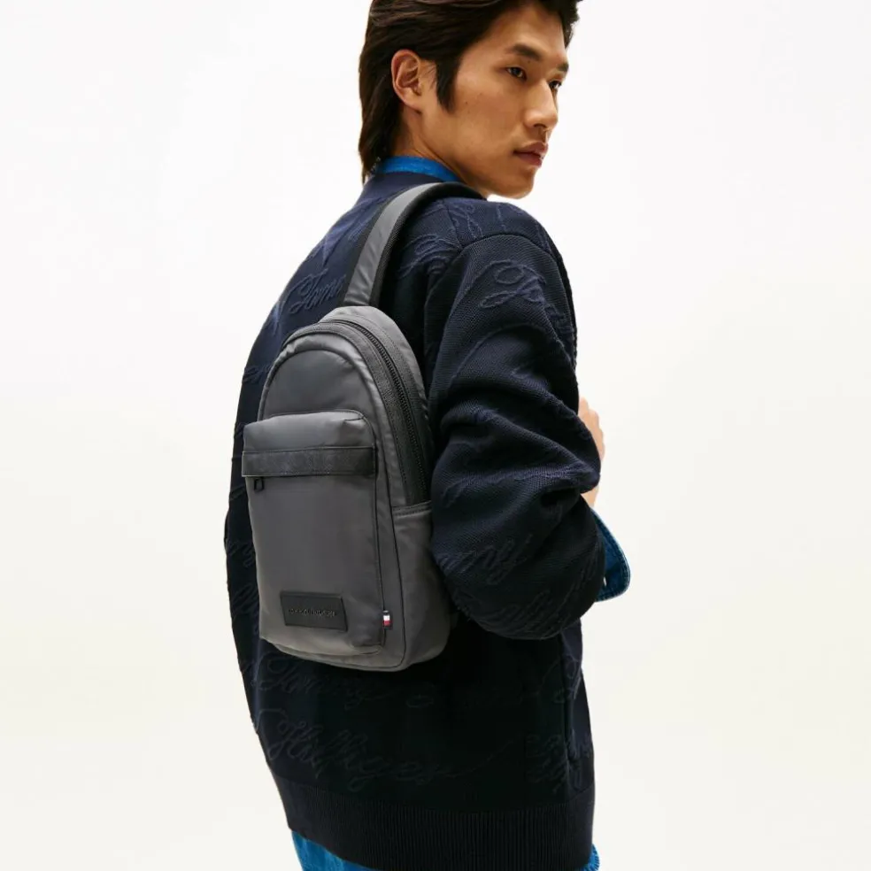 Tommy Hilfiger TH Repreve Slingbag 31 cm